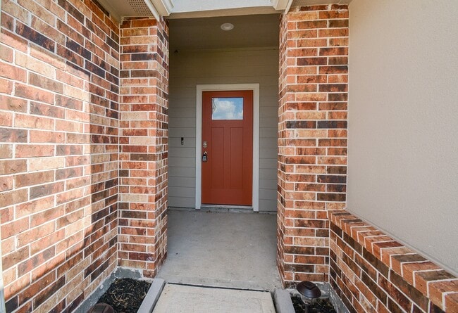 Building Photo - 7326 Marina Hts Wy