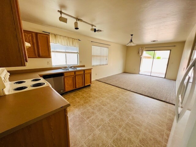 Photo - 4139 E Angel Spirit Dr House