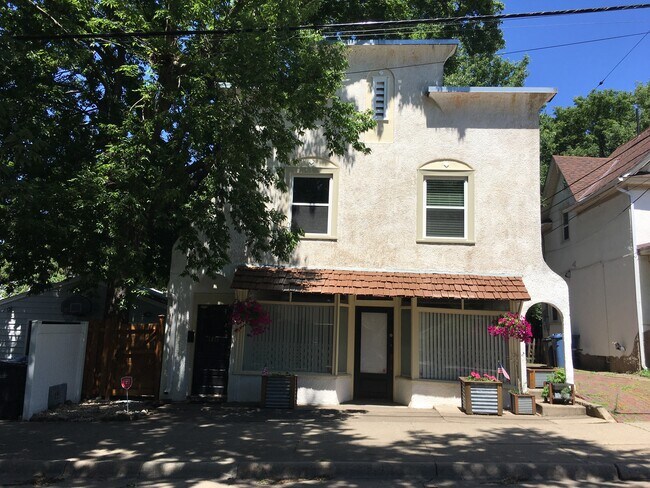 Foto del edificio - 1211 23rd Ave NE