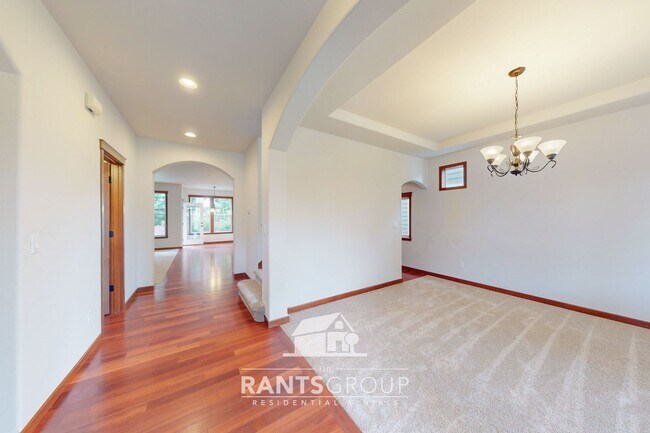 Foto del edificio - 2306 43rd Ave SE
