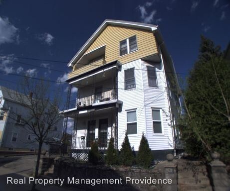 Primary Photo - 15 Winthrop Ave