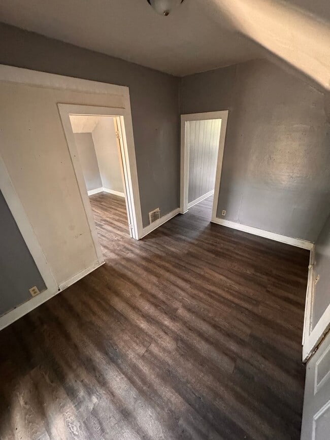 Building Photo - 725 Harrison St