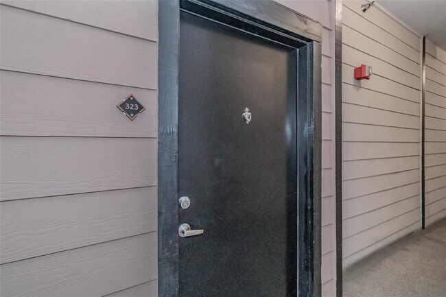 Building Photo - 201 W Lancaster Ave