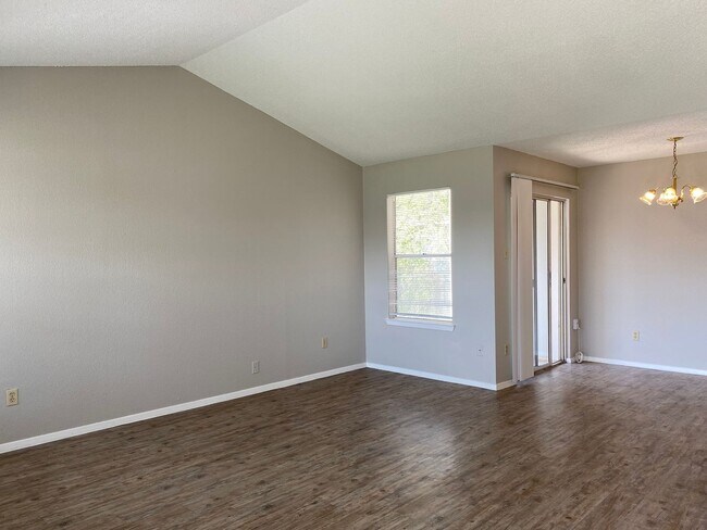 Foto del edificio - 510 Willowbend Cove