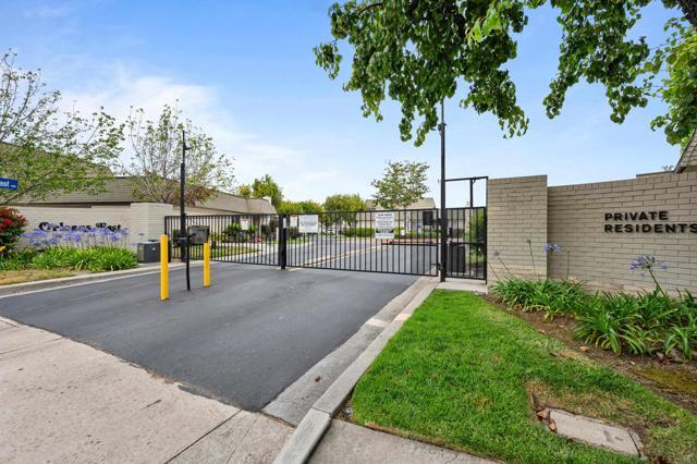 Foto del edificio - 3104 Orleans E