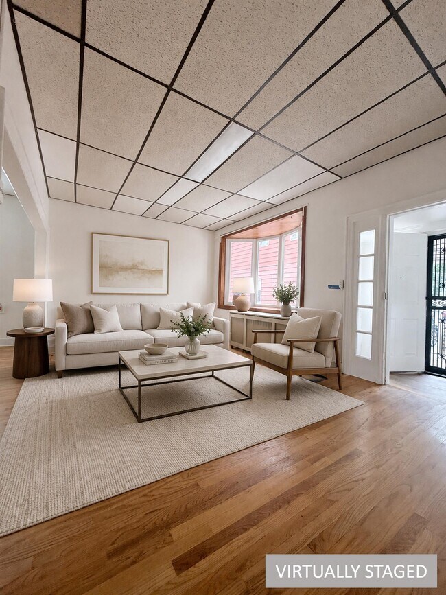 Foto del edificio - 94 Laidlaw Ave