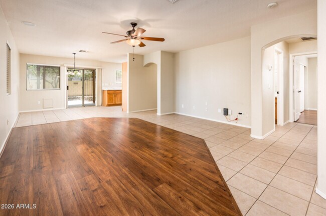 Foto del edificio - 17429 W Watson Ln
