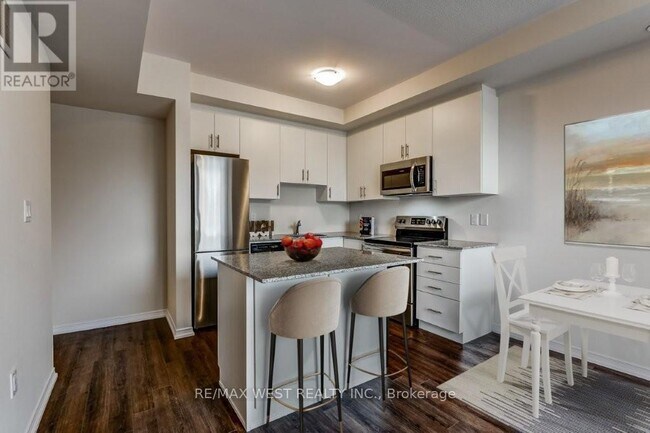 Photo du bâtiment - 24 Fieldway Rd