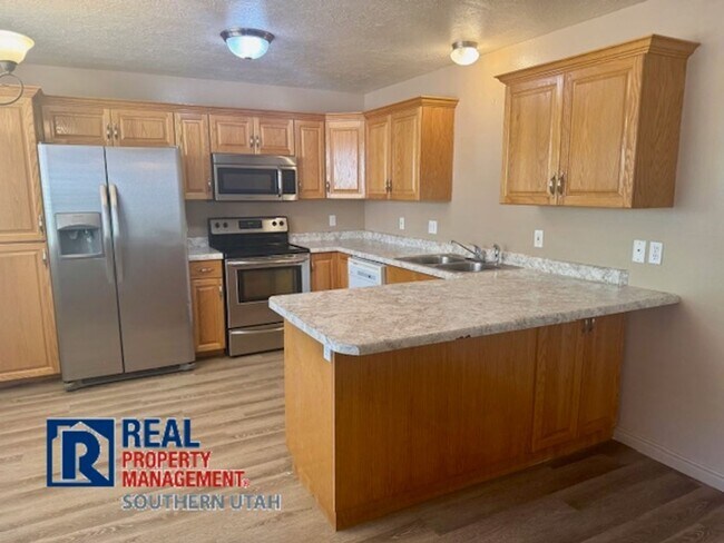 Foto del edificio - Woodbridge Condo
