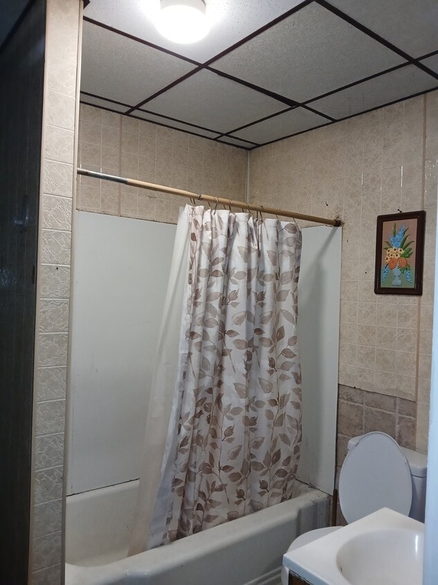 Building Photo - 413 N 11th St