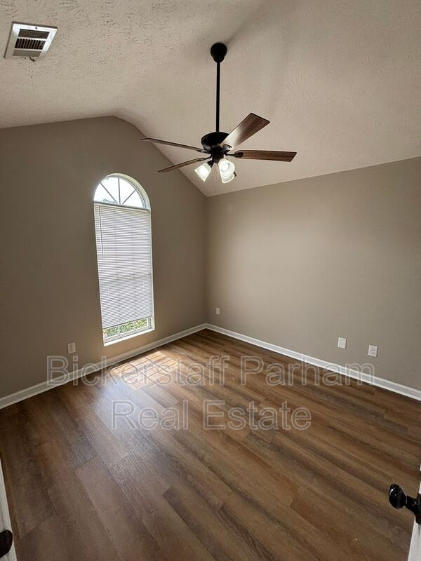 Building Photo - 1201 Canaan Ct