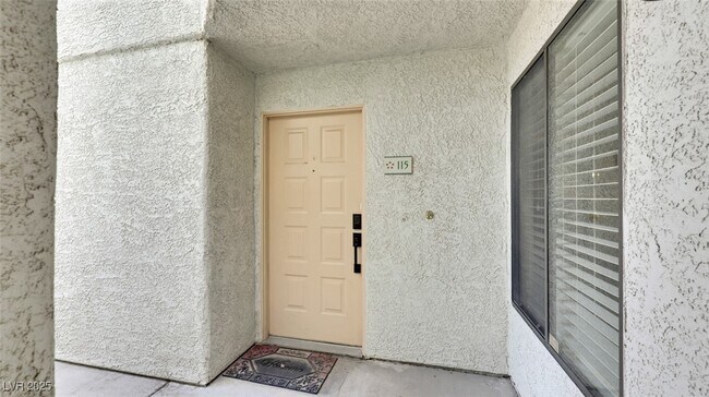 Building Photo - 8452 Boseck Dr