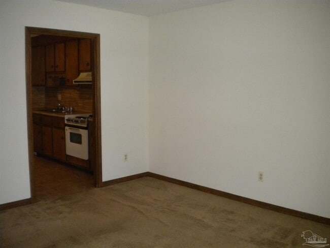 Building Photo - 2790 Villa Woods Cir