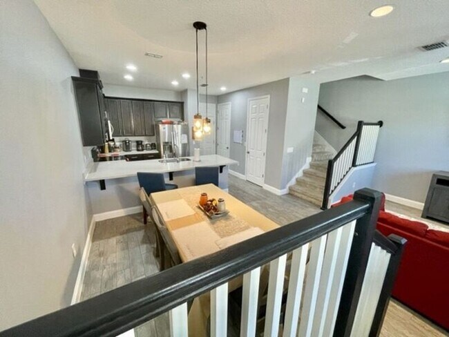 Building Photo - 1303 Mill Pond Ln