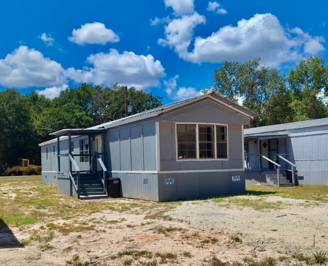 Building Photo - 1363 FM 1617