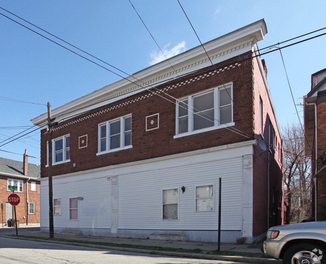 Building Photo - 5144 Hunter Ave