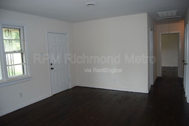 Building Photo - 4515 Olney Dr