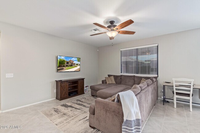 Foto del edificio - 12339 N 145th Dr