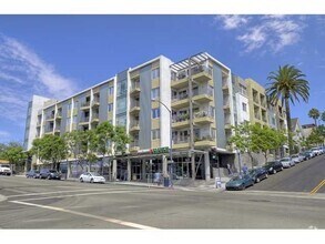 Building Photo - 1643 Sixth Ave