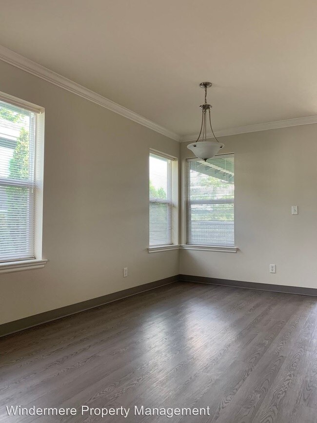 Building Photo - 332 E Bellis Fair Pkwy