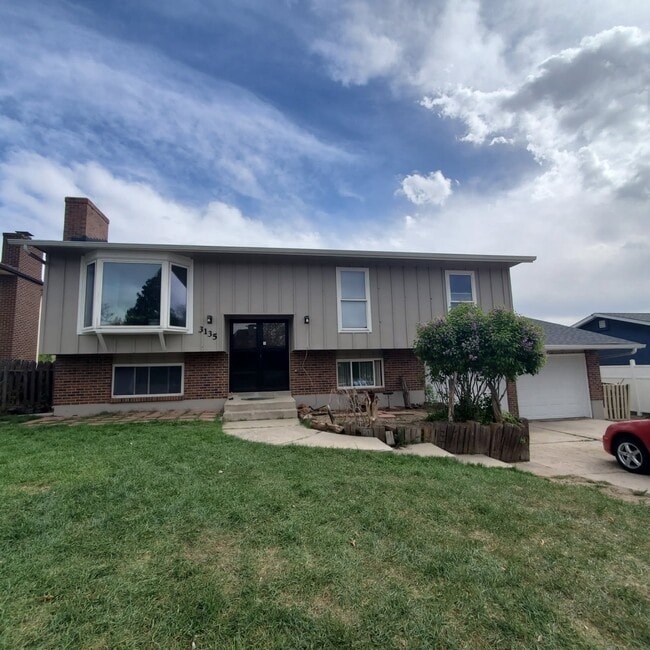 Photo - 3135 Vickers Dr House