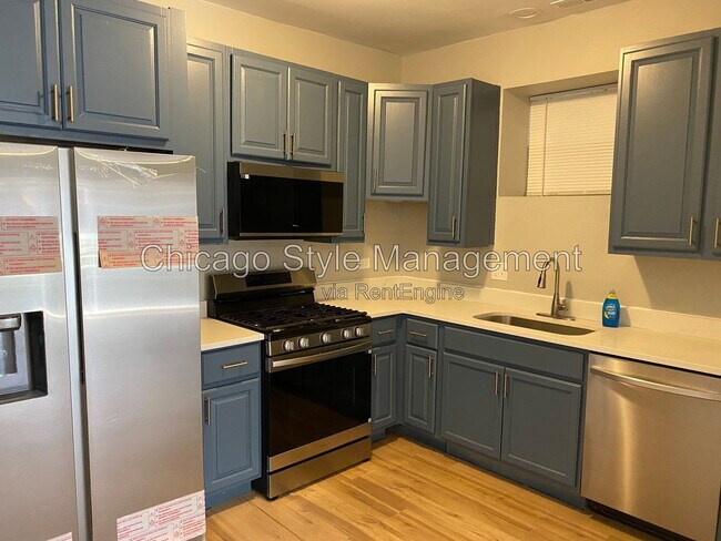 Foto del edificio - 7012 S Dorchester Ave