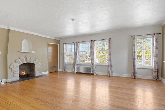 Building Photo - 2181 N 69th St