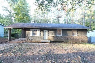 Building Photo - 215 Von Dale Dr