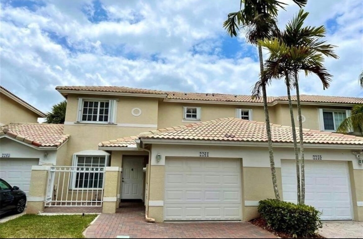 Primary Photo - 2261 NW 170th Ave