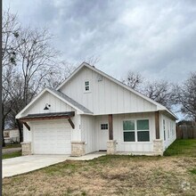 Building Photo - 836 Gibbard Ave