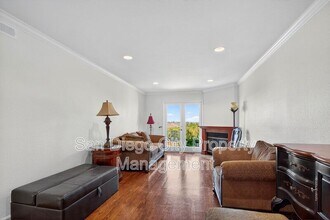 Building Photo - 4794 Arizona St