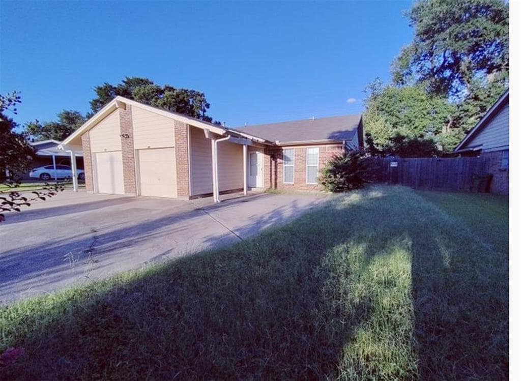 716 Billie Ruth Ln, Hurst, TX 76053 Townhome Rentals in Hurst TX