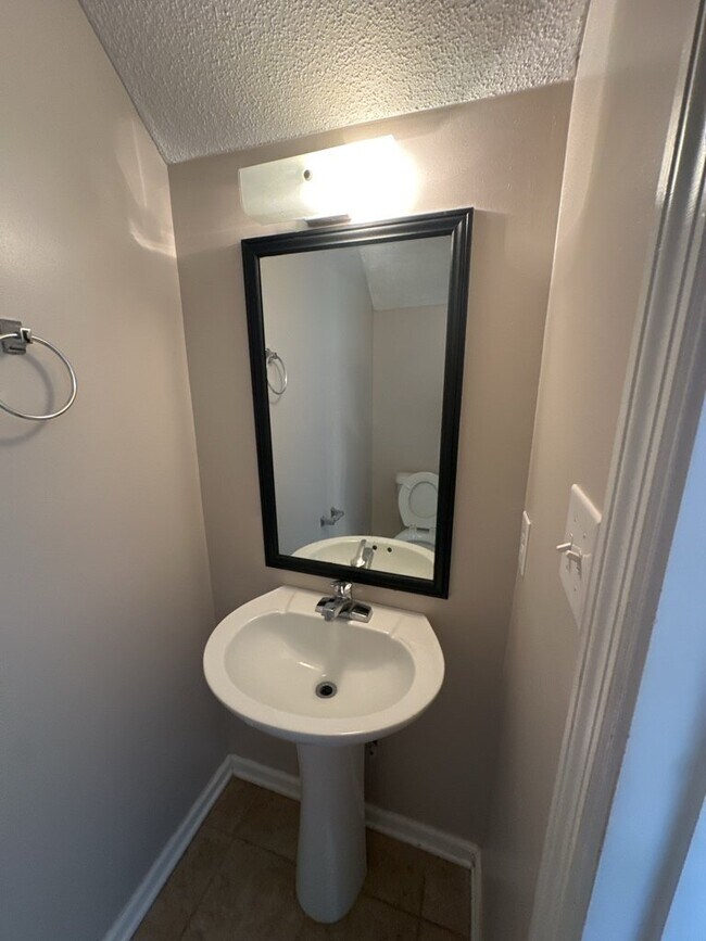 Foto del edificio - 809 Timberlake Trail