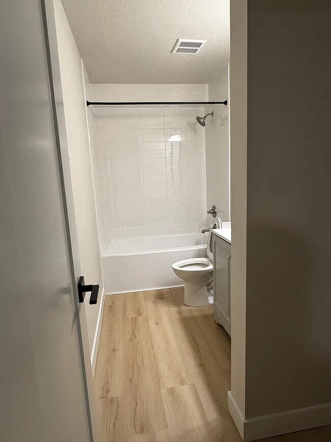 Foto del edificio - 7414 N Albina Ave