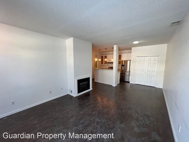 Building Photo - 2 br, 1.5 bath House - 2739 Mallard Dr