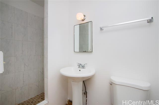 Foto del edificio - 1547 Wilder Ave