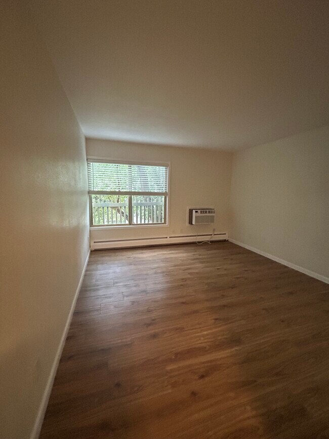 Living Room and AC - 2707 Valmont Rd