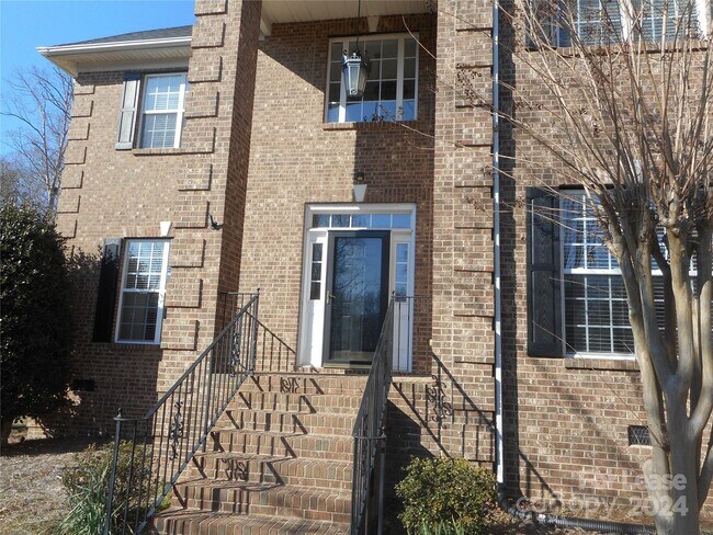 Foto del edificio - 8912 Nellie Lane