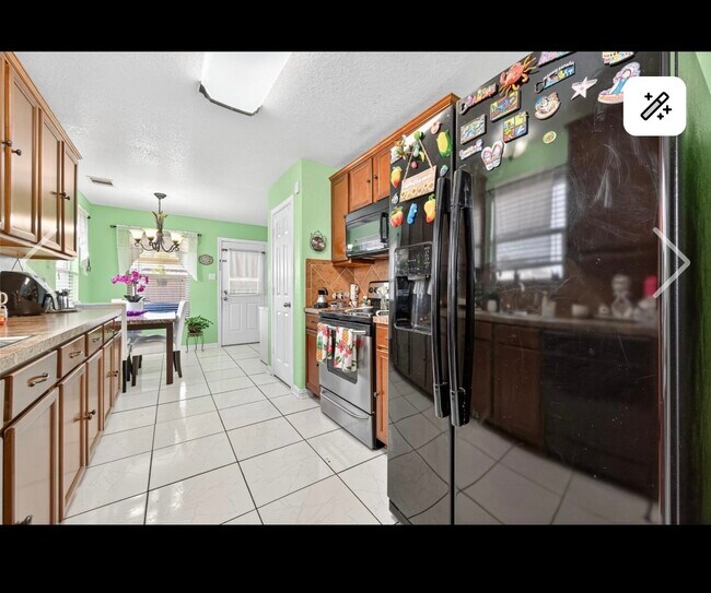 Foto del edificio - 9006 Wildbird Ln