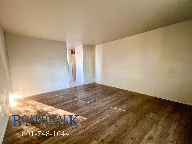 Foto del edificio - 3129 S Broadway St