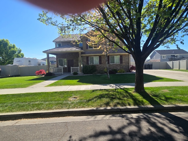 Building Photo - 35 N 1100 W