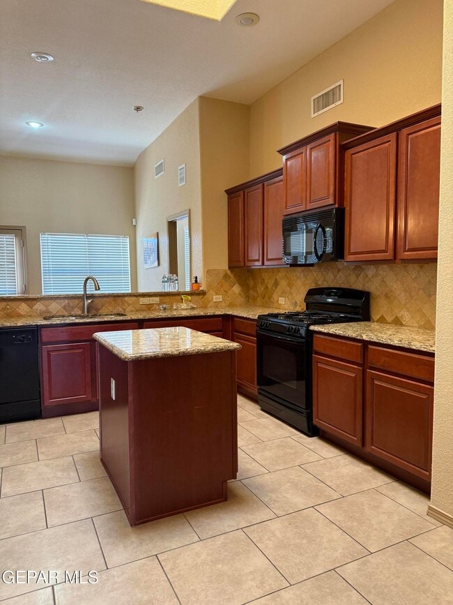 Foto del edificio - 14422 Coyote Trail