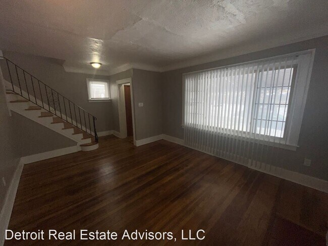 Building Photo - 3 br, 1 bath House - 13120 Birwood St