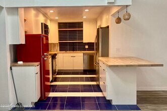 Building Photo - 1036 Mary Joye Ave