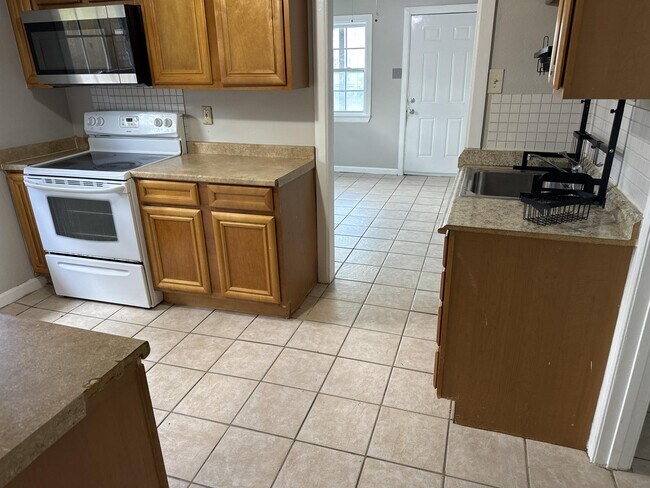 Foto del edificio - 304 N Turnbull Dr