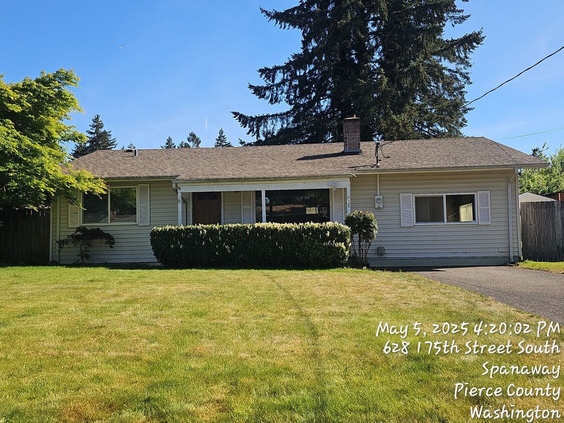 Primary Photo - Spanaway rambler home - 3 bedrooms 1 bath,...