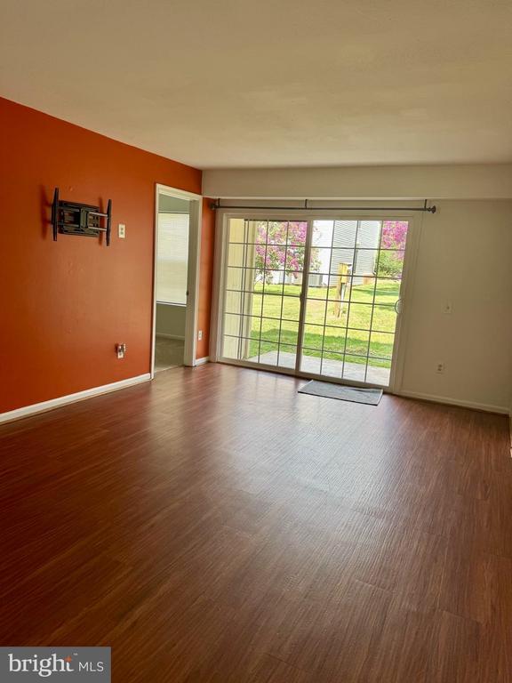 Building Photo - 9320 Caspian Way
