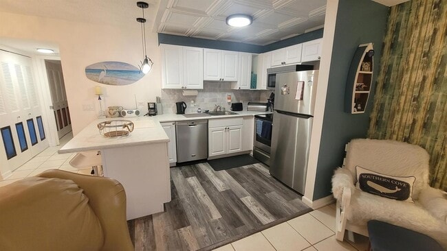 Photo - 201 Kent L Apartment