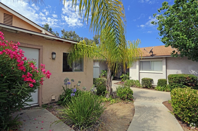 Building - Arey Pointe Condominiums