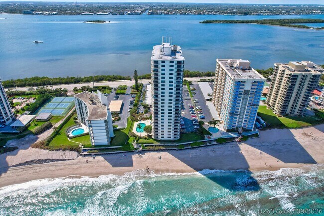 Building Photo - 5420 N Ocean Dr